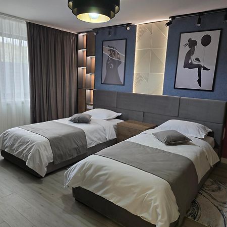 Monarc Boutique Aparthotel - Self Check-In Visan Dış mekan fotoğraf