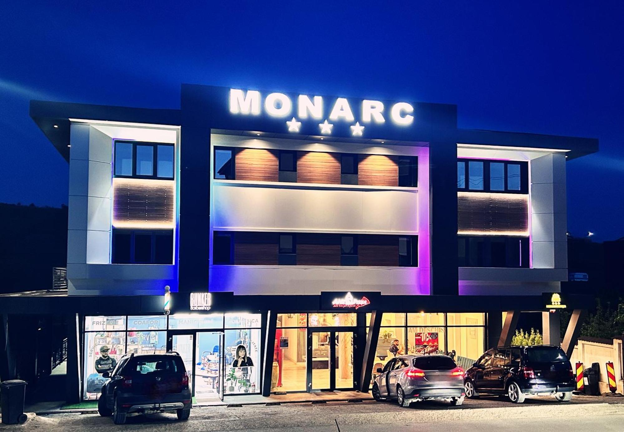 Monarc Boutique Aparthotel - Self Check-In Visan Dış mekan fotoğraf