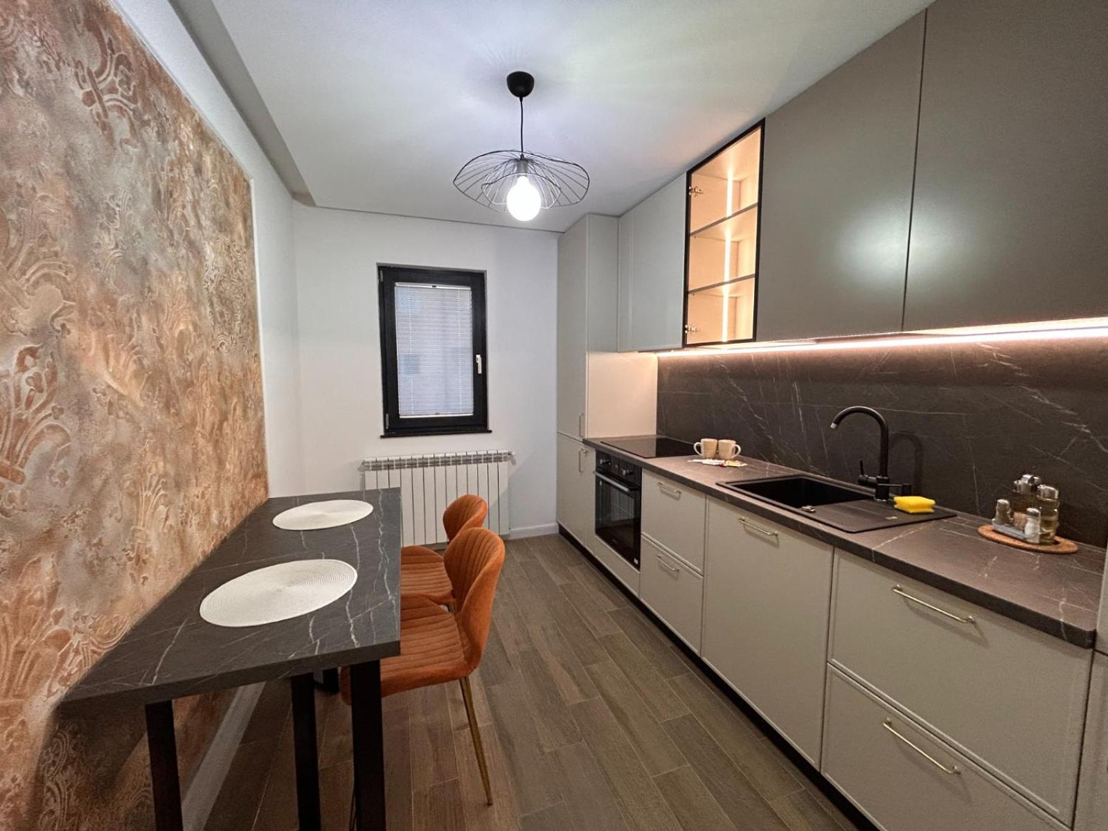 Monarc Boutique Aparthotel - Self Check-In Visan Dış mekan fotoğraf