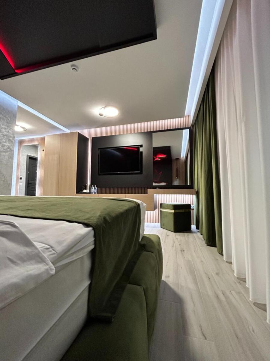 Monarc Boutique Aparthotel - Self Check-In Visan Dış mekan fotoğraf