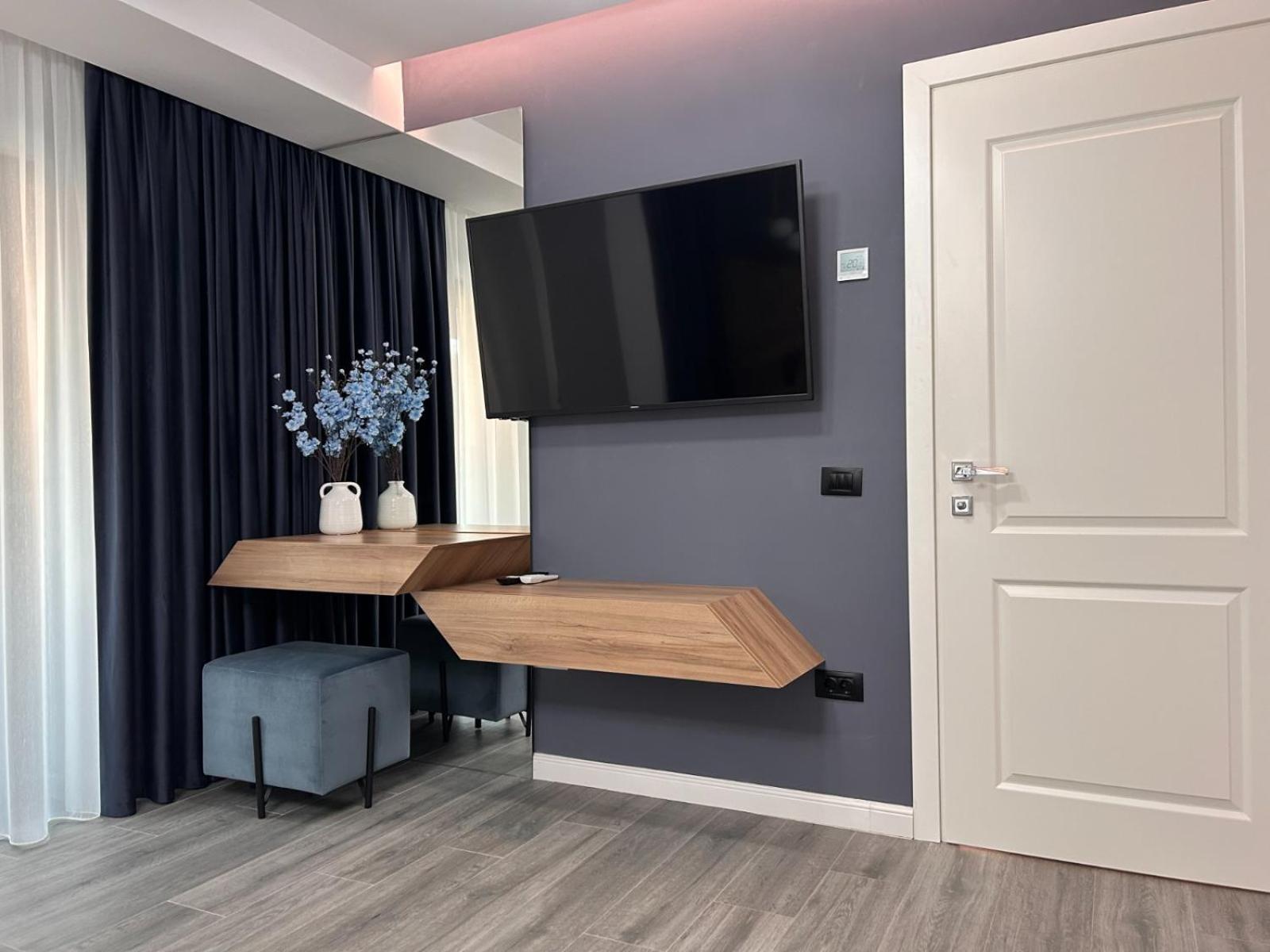 Monarc Boutique Aparthotel - Self Check-In Visan Dış mekan fotoğraf
