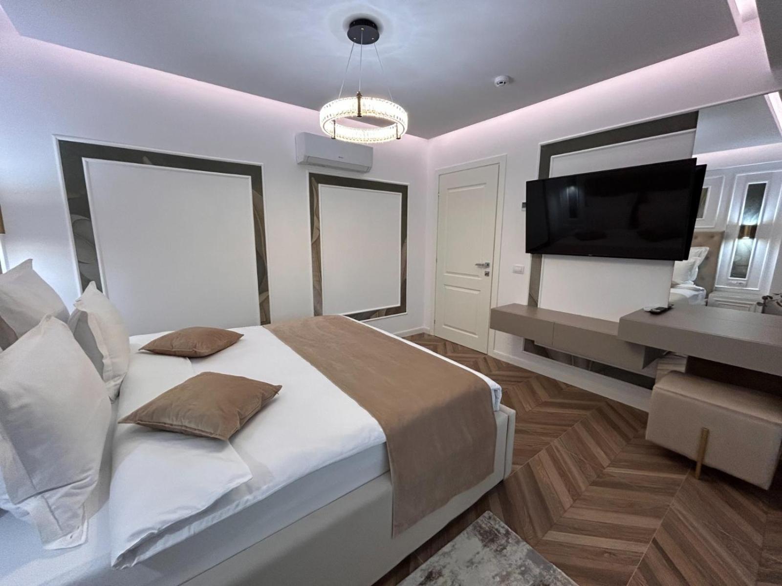 Monarc Boutique Aparthotel - Self Check-In Visan Dış mekan fotoğraf