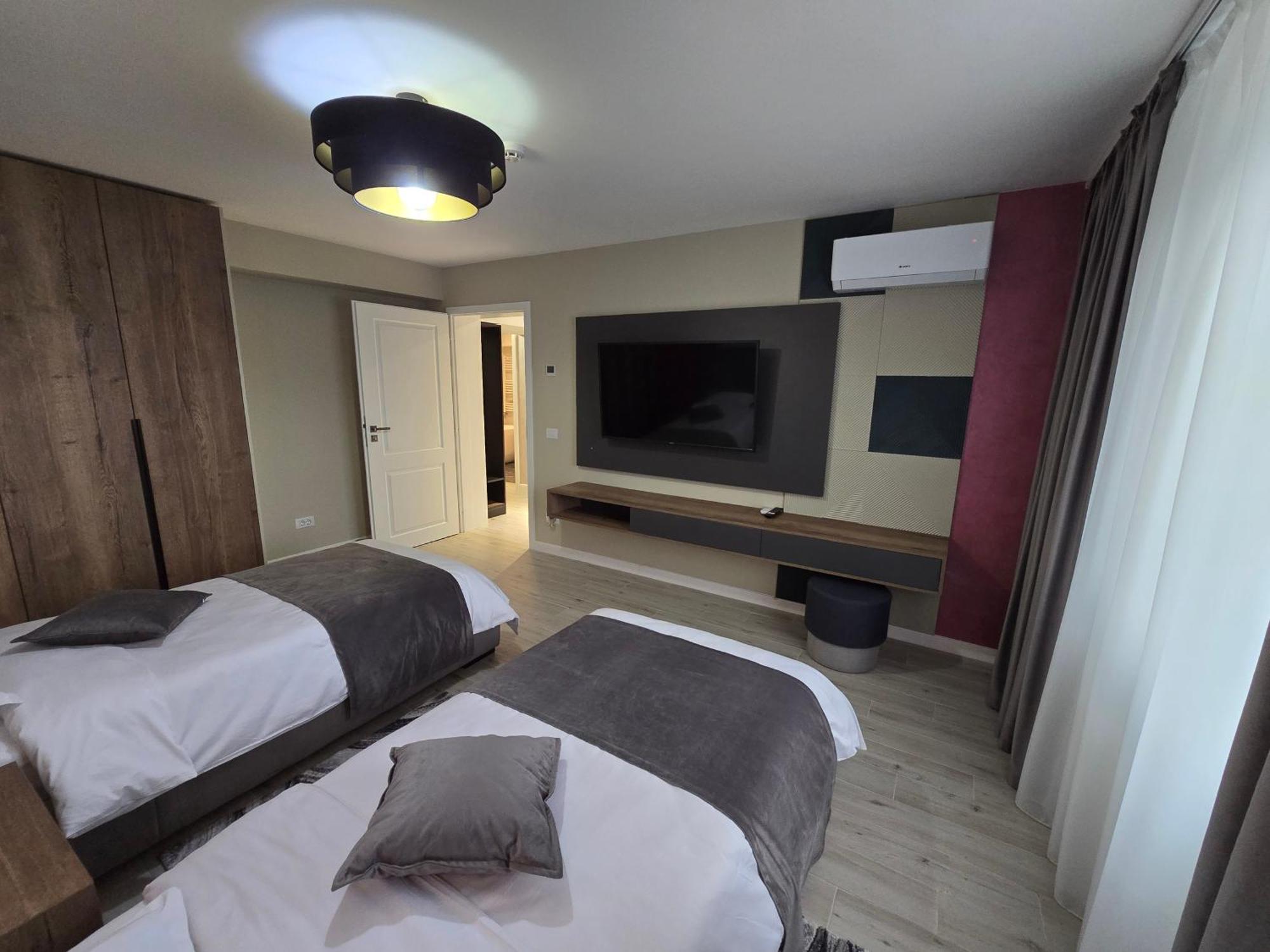 Monarc Boutique Aparthotel - Self Check-In Visan Dış mekan fotoğraf